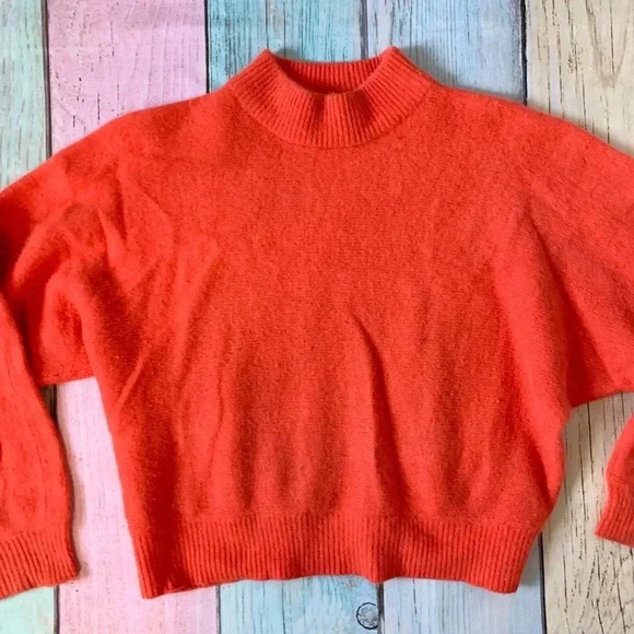Vintage cropped angora blend sweater - Picture 2 of 7